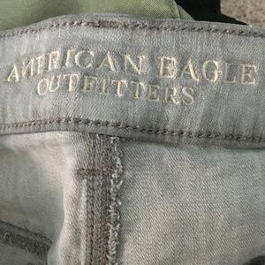 Meet your Posher, Brit